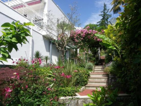 Гостиница Sunny Garden  Опатия